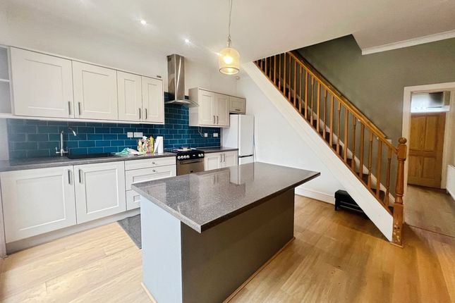 409, Bolton Road, Bolton photo 4