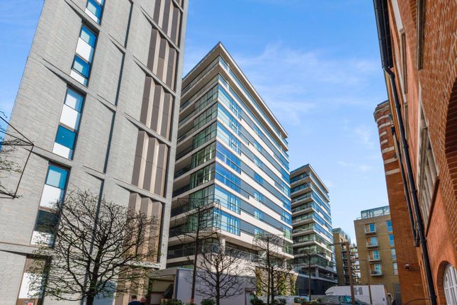 Flat for sale in Balmoral House, Earls Way, One Tower Bridge, London