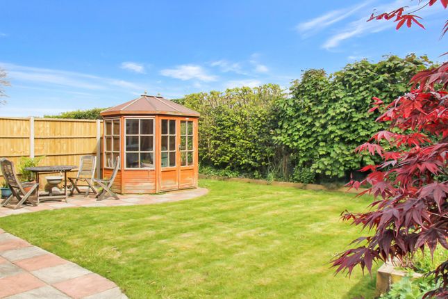 22 Manor Close, Wickham photo 3