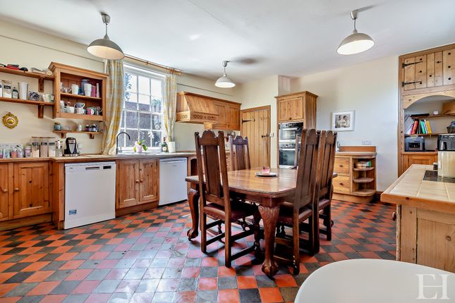 8635654-Interiorwm28-800