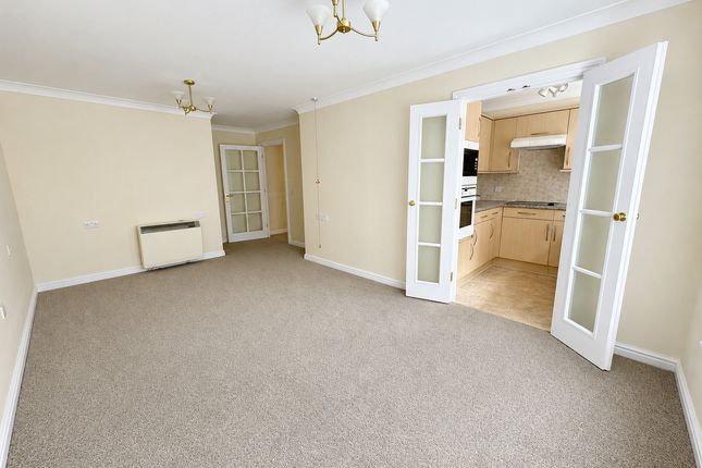 Flat Flat 1, Ormond House, Roche Close, Rochford photo 2