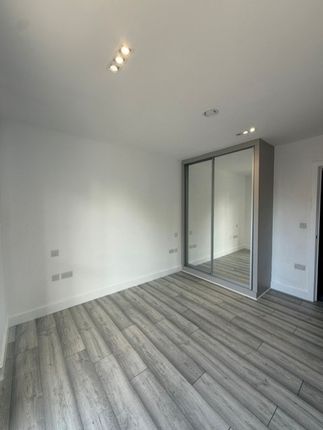 Flat 3, Prideview Place, Church Road, Stanmore photo 5