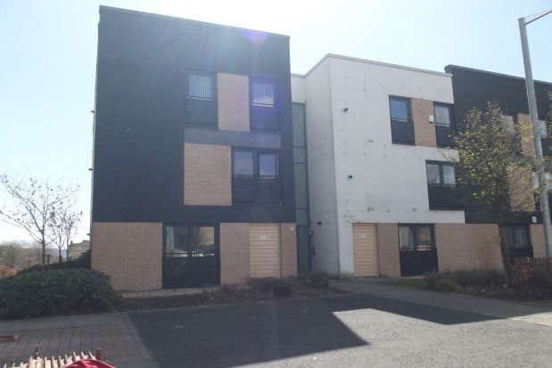 Thumbnail Flat to rent in 17 Firpark Close, Glasgow