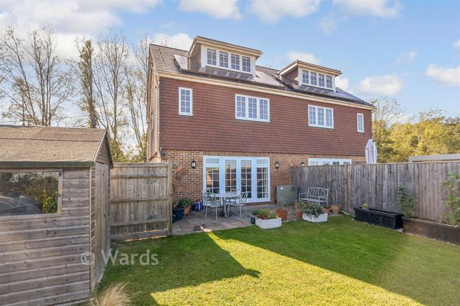 The Laurels, Smallhythe Road, Tenterden photo 3