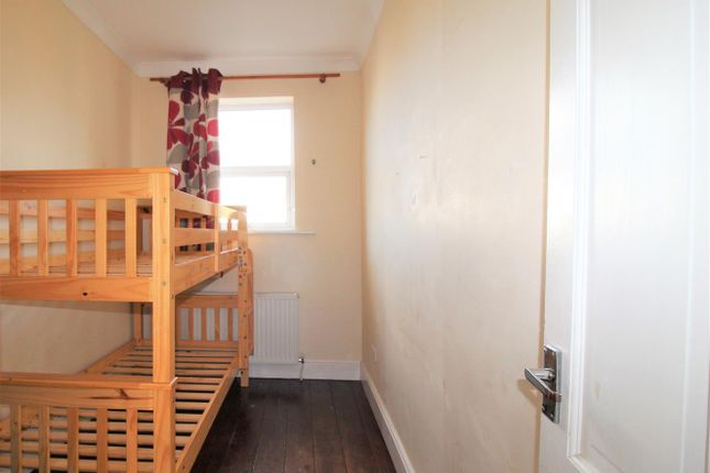 Flat 2, 158-162, London Road, Croydon photo 5