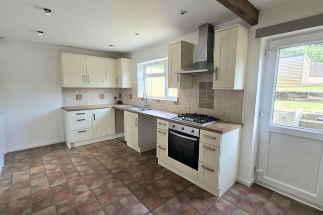 27, Bowley Road, Hailsham photo 3