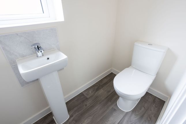11 Oakwood Drive, West Bridgford photo 4