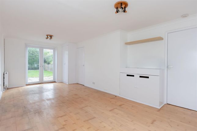 16, Melbourne Avenue, Worthing photo 3