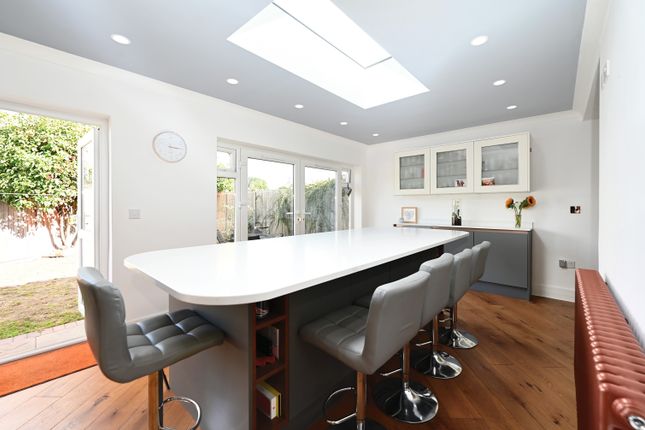 28, Darby Green Lane, Camberley photo 4