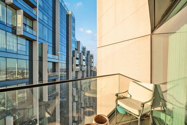 Cutter Lane, North Greenwich photo 4