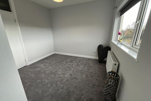 Flat to rent in Church Street, Bawtry, Doncaster