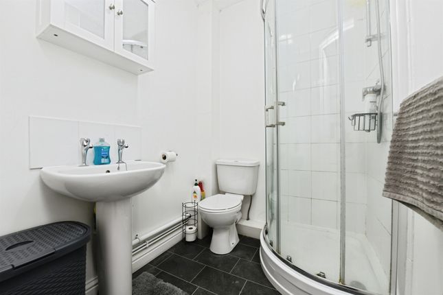 10, Derwent Court, Hobart Close, Chelmsford photo 4