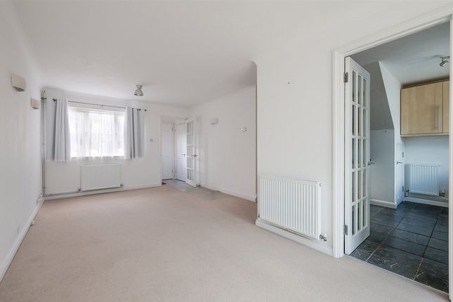 60, Churchfield Road, Surrey photo 4