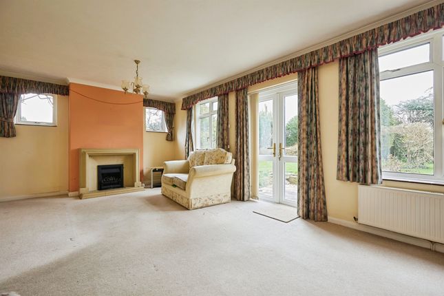 33, Richmond Close, Sherborne photo 2