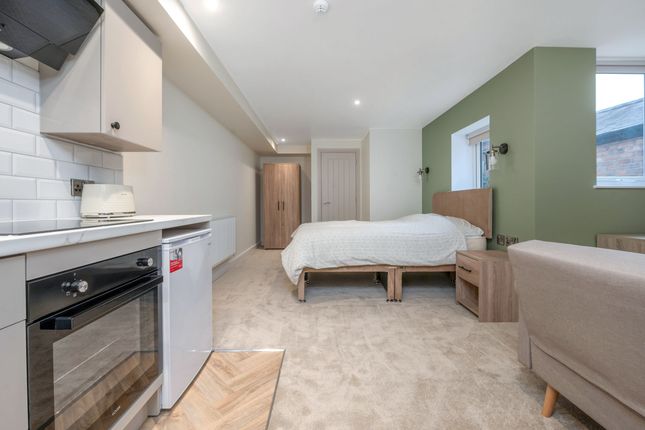 1-bed flat on Room 4, 72 Stockbrook Road, Derby, £775/mo