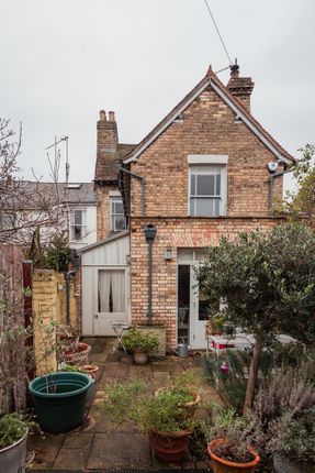 Terraced house for sale in Mawson Road, Cambridge, Cambridgeshire