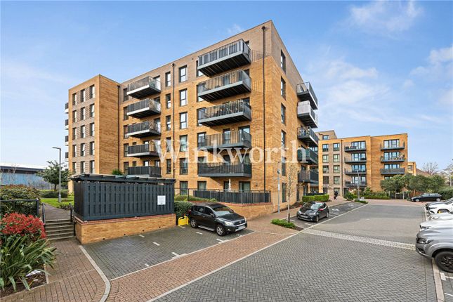 Flat 6, Brian Court, 2, Rowland Road, London photo 2