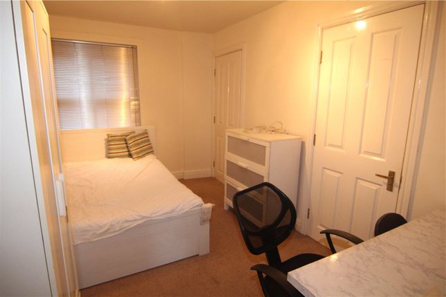 9, St Andrews Court, Durham photo 5
