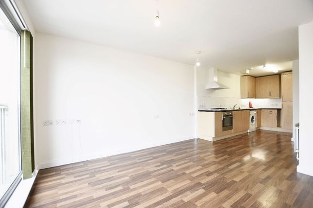 Thumbnail Flat to rent in Cundy Road, Custom House