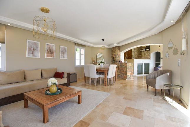 Villa for sale in Lorgues, Var Countryside (Fayence, Lorgues, Cotignac), Provence - Var