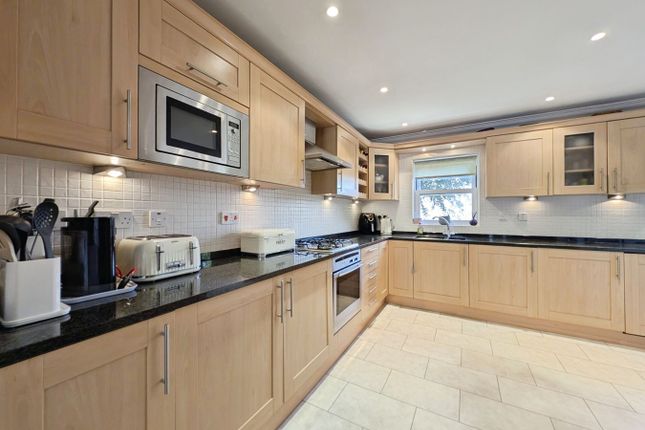 4, Victoria Mews, Newcastle upon Tyne photo 4