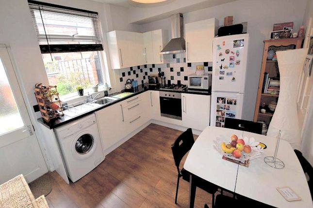 13, Dundonald Road, Didsbury photo 3