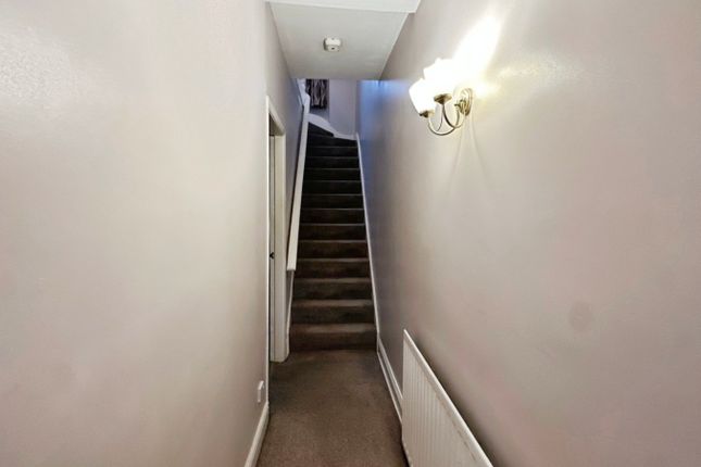 7, Clark Terrace, Durham photo 2