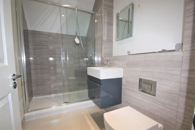 28 Connaught Place, 126 Connaught Road, Woking photo 5