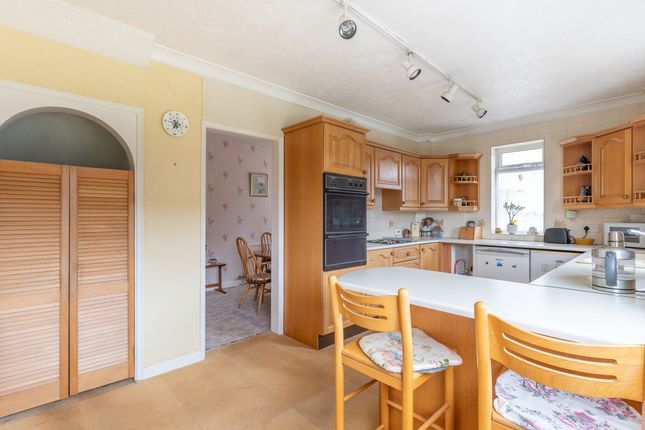 9 Trident Close, Bristol photo 4