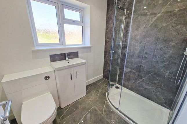 Room 3, 27, Heron Square, Hampshire photo 4