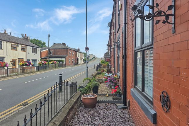 169, Higher Green Lane, Manchester photo 3