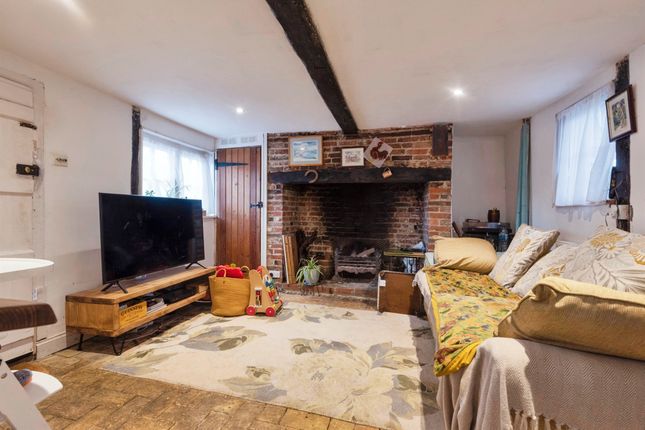 2, Lilac Cottages, BUNTINGFORD photo 2
