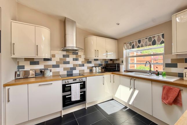 12, North Road, Great Yarmouth photo 4