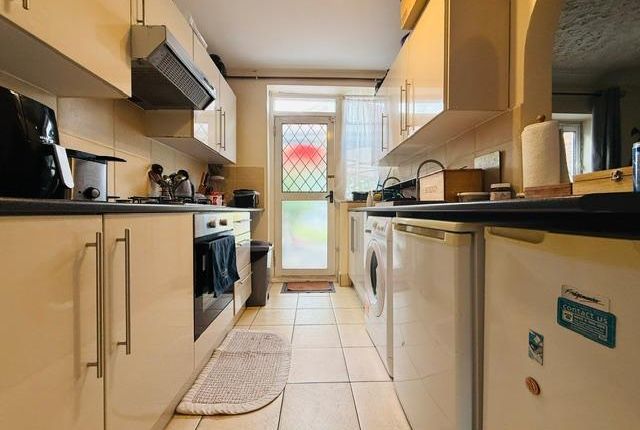 ., Aldridge Road, Slough photo 2