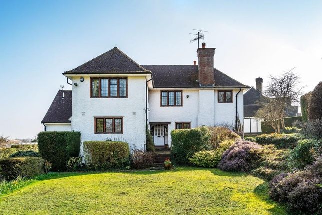 Foxwarren, 18 Calvert Road, Dorking photo 3