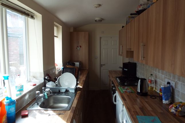 Room 3, Lincoln photo 2