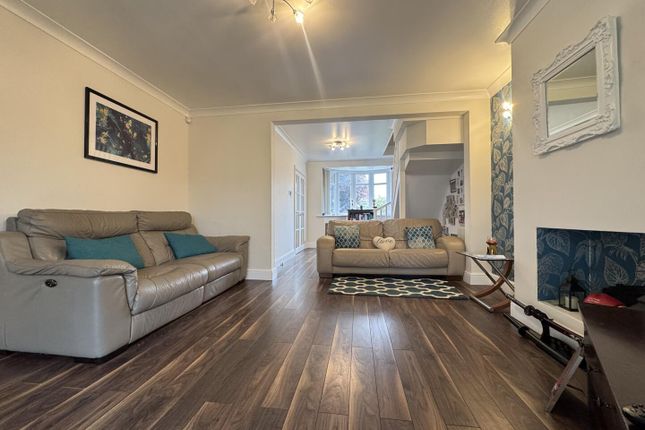 9., Gordon Road, Grays photo 3