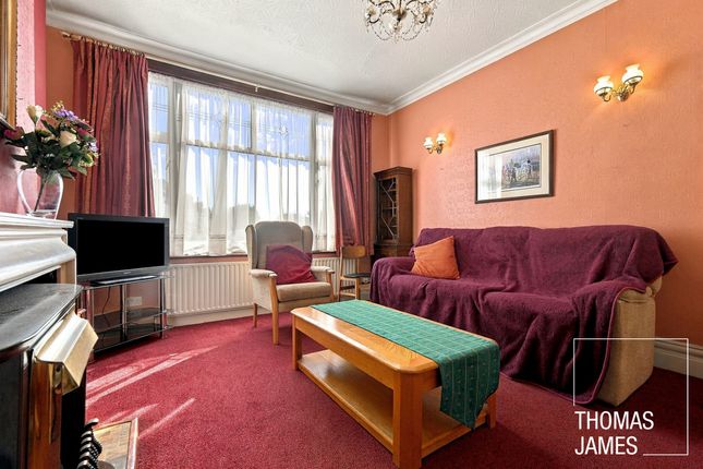 25, Chimes Avenue, London photo 4