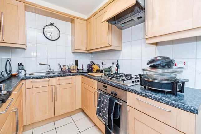 132 Greenidge Court,, Marshall Square, Southampton photo 4
