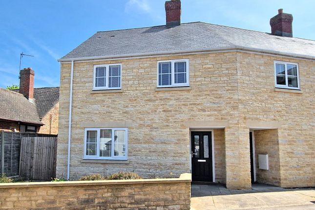 End terrace house for sale in George And Dragon Close, Fritwell, Bicester