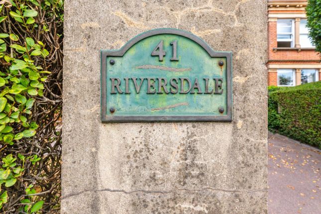 8 Riversdale House, 41, London Road, High Wycombe photo 2