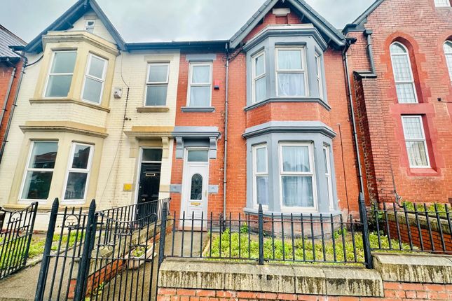 6 Bed House