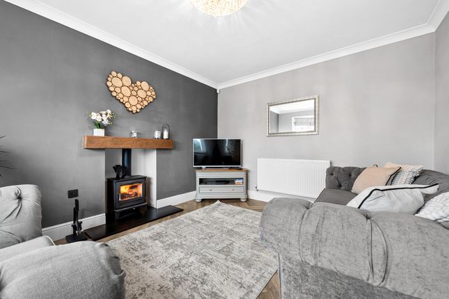 13, Alderdale Drive, High Lane photo 4