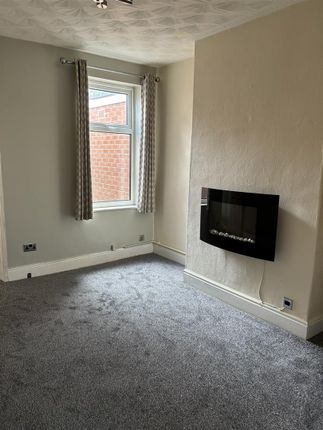 Thumbnail Terraced house to rent in Northgate, Hessle