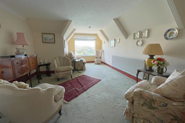 7, Penlee, Tower Park, Fowey photo 4