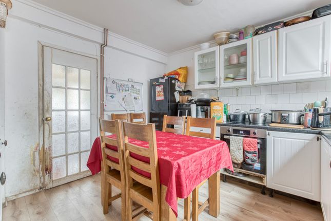 17 Kent Square, Great Yarmouth photo 4