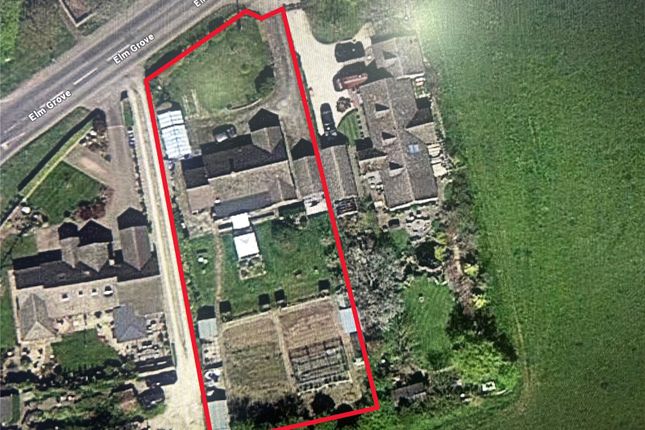 Fourwinds,, Elm Grove, Brize Norton photo 3