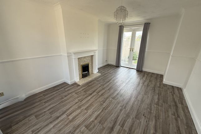 Acacia Road, Skellow Doncaster South Yorkshire photo 2