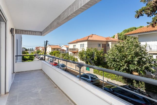 Thumbnail Apartment for sale in Carcavelos E Parede, Cascais, Lisboa