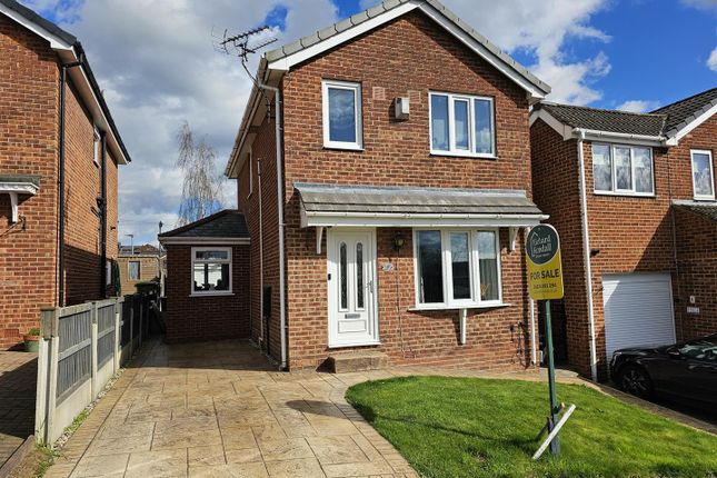 Thumbnail Detached house for sale in Byron Grove, Stanley, Wakefield